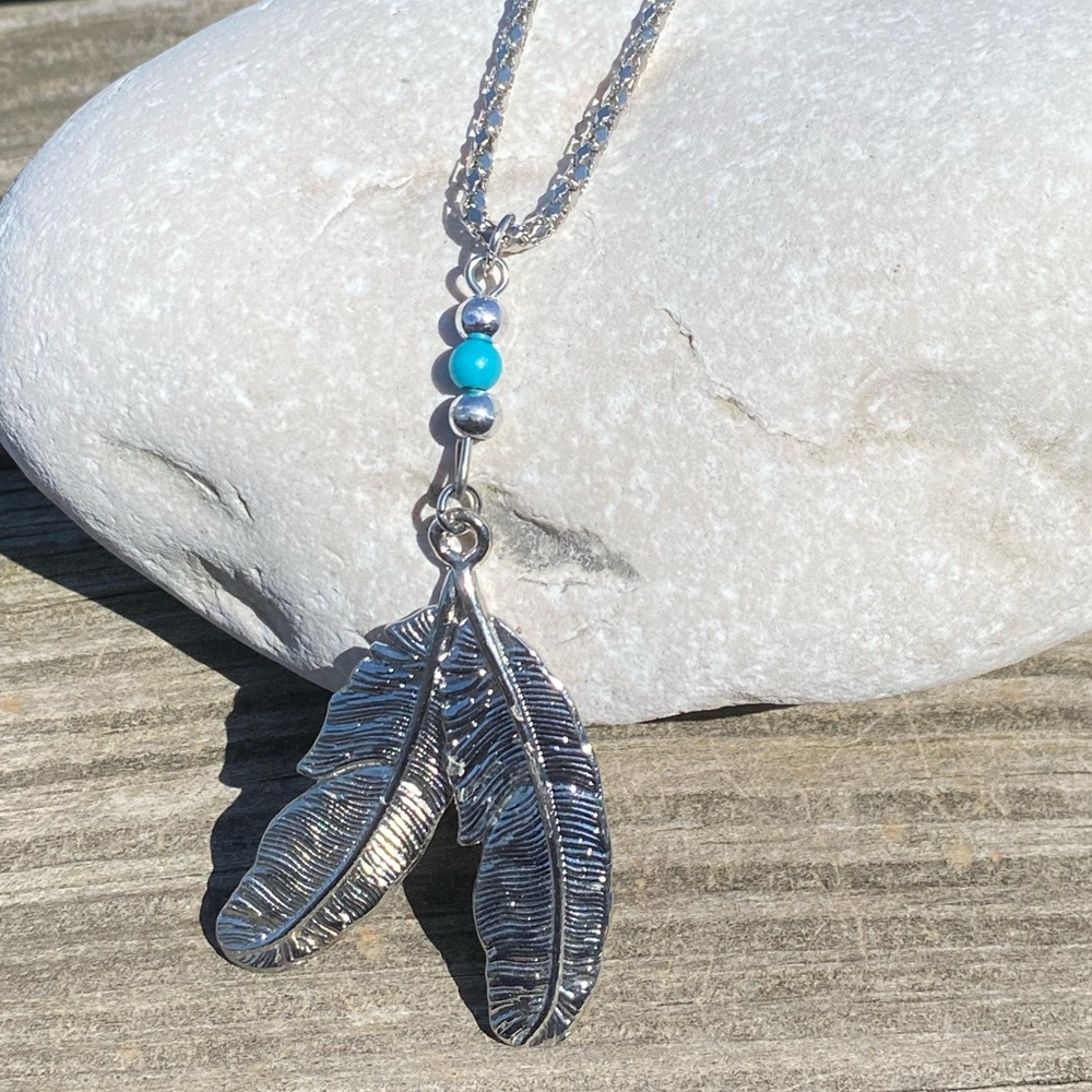 Feather Necklace silver tone turquoise bead NPRA 18” chain